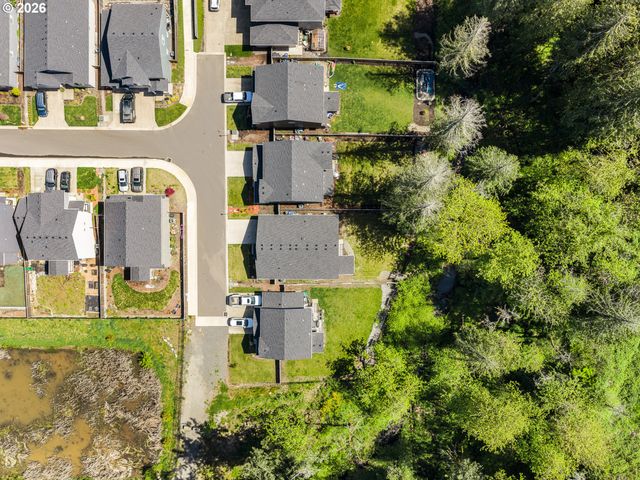 2284 Ne MARIONBERRY Ln, Estacada, OR 97023