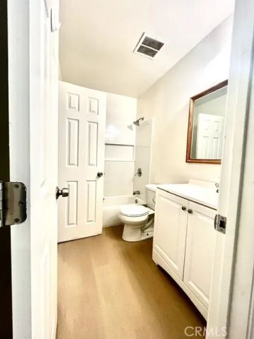 2429 S Ridgewood 4, West Covina, CA 91792