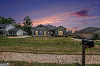 6968 New Dale Road, Rex, GA 30273