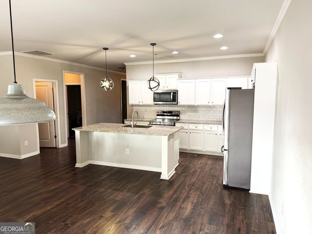 113 Candler Park Drive, Winder, GA 30680