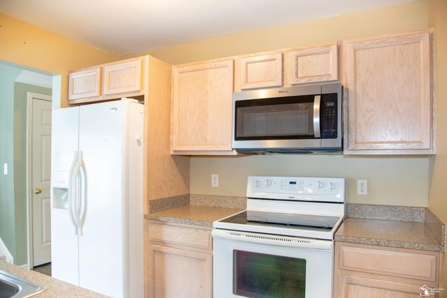 3352 Skyline Drive, Melvindale, MI 48122