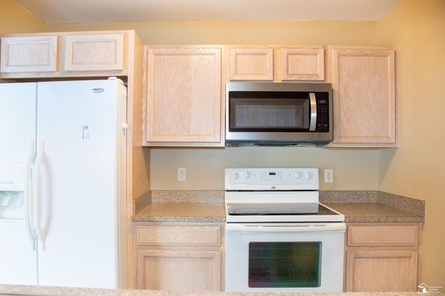 3352 Skyline Drive, Melvindale, MI 48122