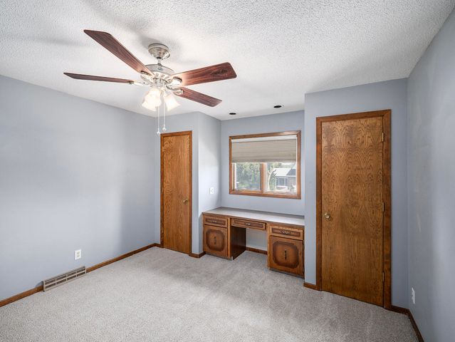 310 WILDWOOD Road, Council Bluffs, IA 51503