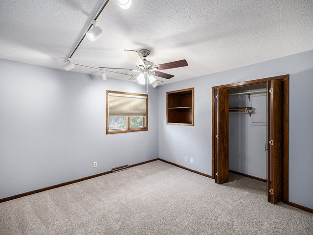 310 WILDWOOD Road, Council Bluffs, IA 51503