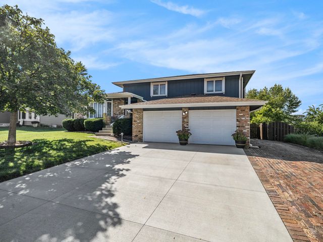 310 WILDWOOD Road, Council Bluffs, IA 51503