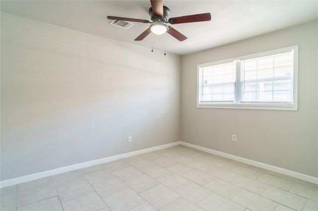 11623 Rowan Lane, Houston, TX 77072