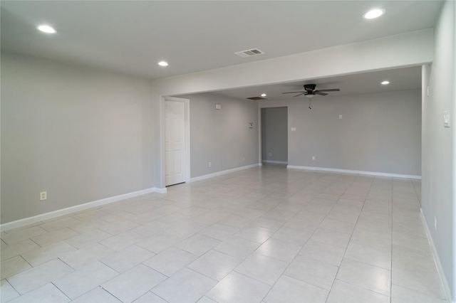 11623 Rowan Lane, Houston, TX 77072