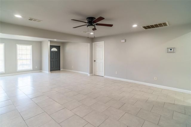 11623 Rowan Lane, Houston, TX 77072