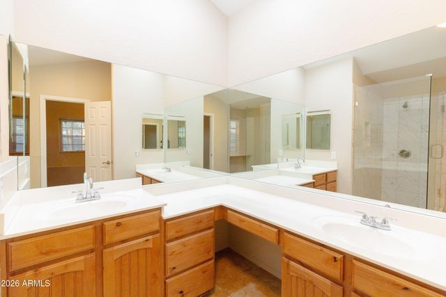 506 E UTOPIA Road, Phoenix, AZ 85024