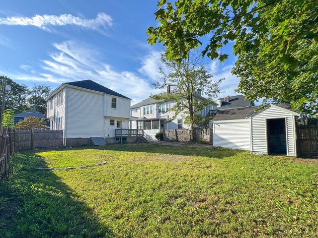 53 Stewart St, Quincy, MA 02169