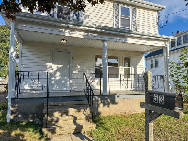 53 Stewart St, Quincy, MA 02169