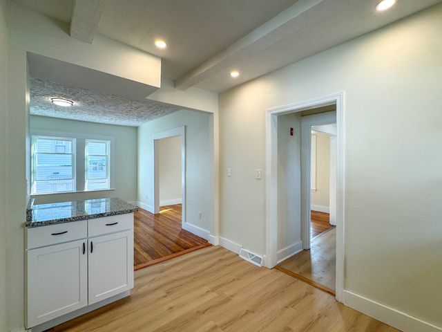 53 Stewart St, Quincy, MA 02169