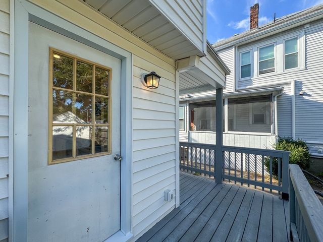 53 Stewart St, Quincy, MA 02169