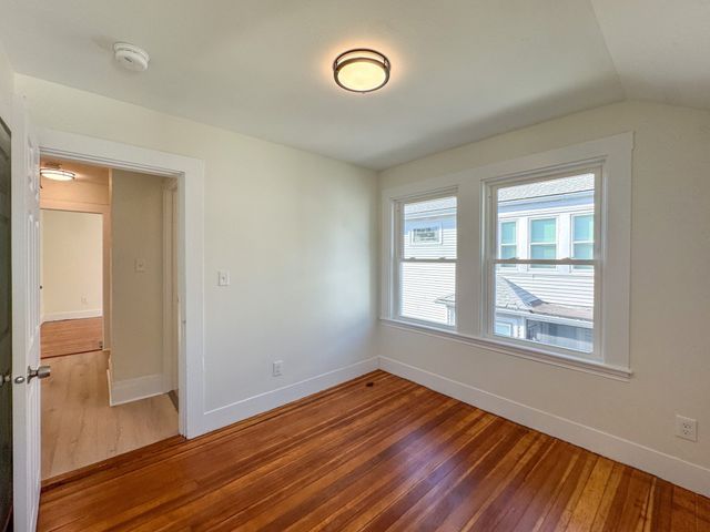 53 Stewart St, Quincy, MA 02169