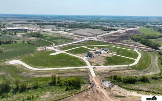 9816 S 42nd Street, Lincoln, NE 68516