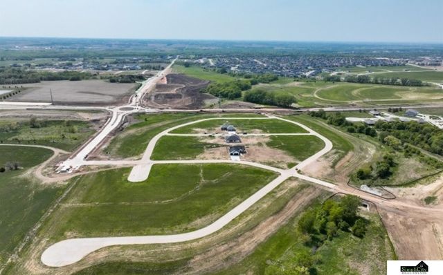 9816 S 42nd Street, Lincoln, NE 68516