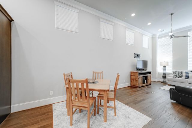 8648 Emnora Lane, Houston, TX 77080