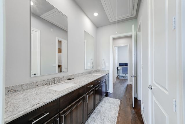 8648 Emnora Lane, Houston, TX 77080