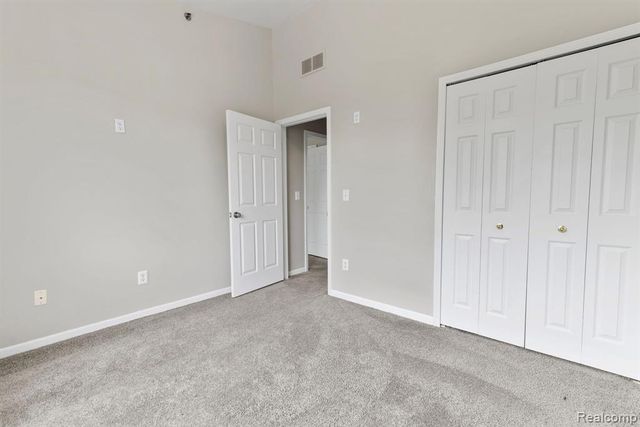 14267 Vauxhall Drive, Sterling Heights, MI 48313