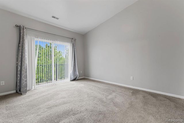 14267 Vauxhall Drive, Sterling Heights, MI 48313