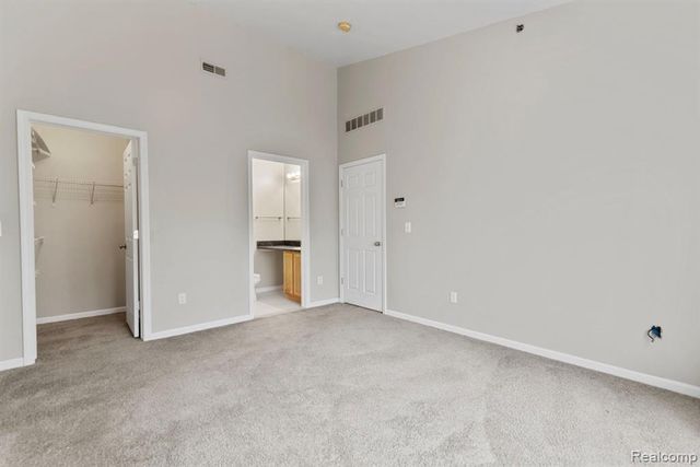 14267 Vauxhall Drive, Sterling Heights, MI 48313