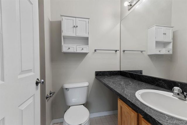 14267 Vauxhall Drive, Sterling Heights, MI 48313