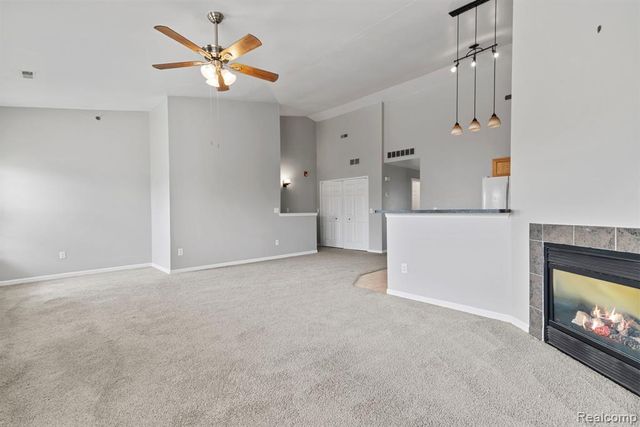 14267 Vauxhall Drive, Sterling Heights, MI 48313