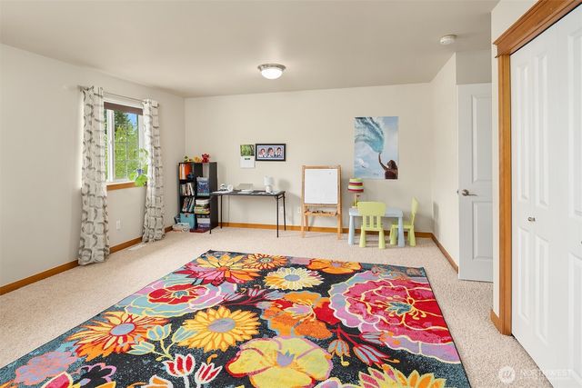 18430 42nd Avenue SE, Bothell, WA 98012