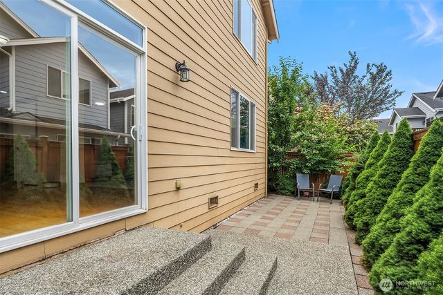 18430 42nd Avenue SE, Bothell, WA 98012