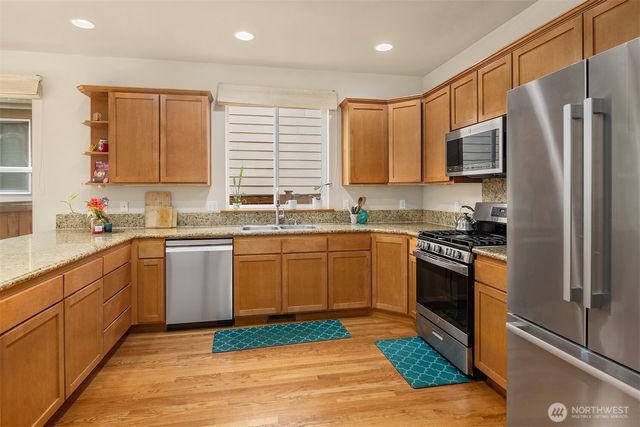 18430 42nd Avenue SE, Bothell, WA 98012