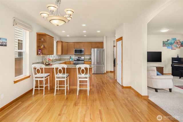 18430 42nd Avenue SE, Bothell, WA 98012