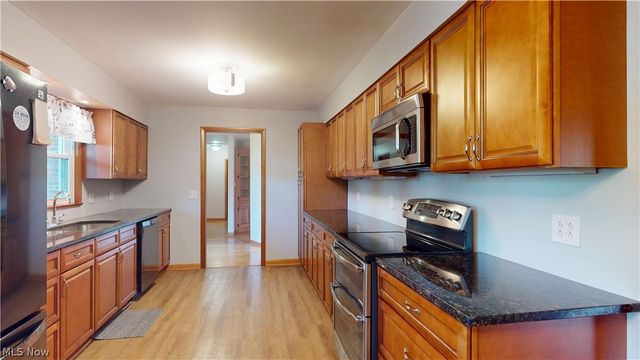 303 Keeler Drive, Marietta, OH 45750
