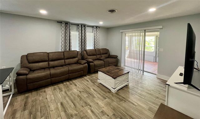 112 ROSE STREET, Venice, FL 34293