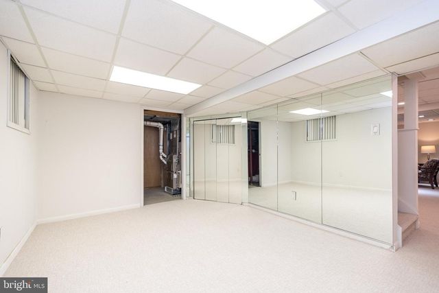 6 CHASE CIR, Fort Washington, PA 19034