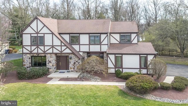 6 CHASE CIR, Fort Washington, PA 19034