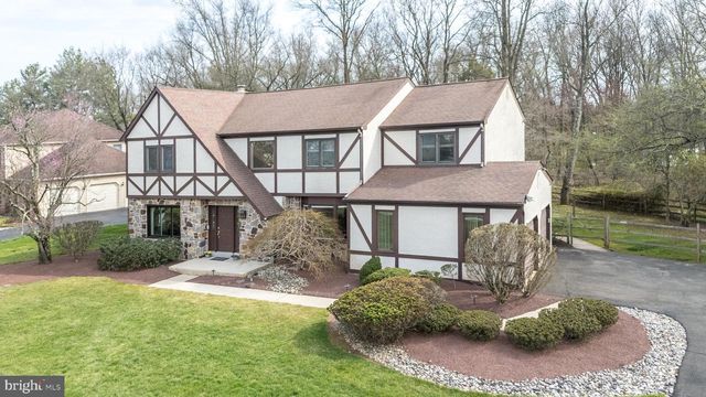 6 CHASE CIR, Fort Washington, PA 19034