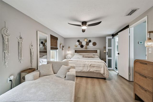 49 VALENCIA CIRCLE, Safety Harbor, FL 34695