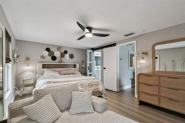 49 VALENCIA CIRCLE, Safety Harbor, FL 34695