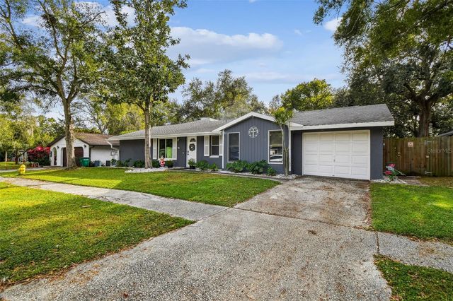 49 VALENCIA CIRCLE, Safety Harbor, FL 34695