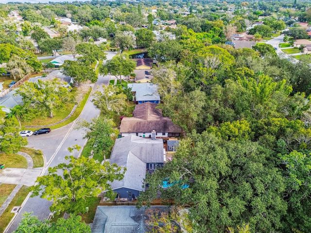 49 VALENCIA CIRCLE, Safety Harbor, FL 34695