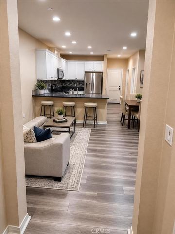 2818 E Berry Loop Privado 67, Ontario, CA 91761