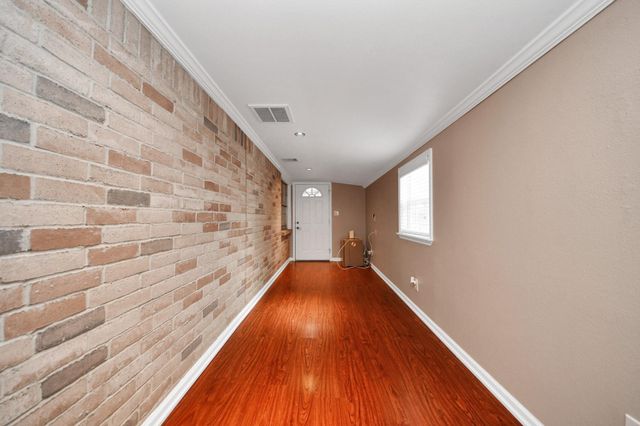 9634 Thistle Trail Drive, Houston, TX 77070