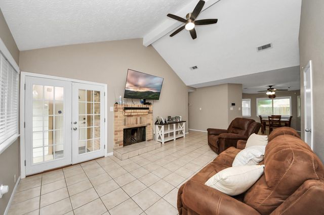 9634 Thistle Trail Drive, Houston, TX 77070