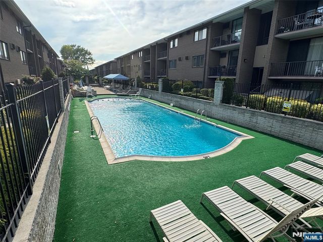 470B Liberty Street 308, Little Ferry, NJ 07643