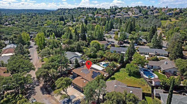 2954 Oakleaf Dr, Cameron Park, CA 95682