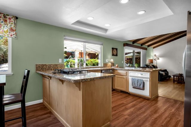 2954 Oakleaf Dr, Cameron Park, CA 95682