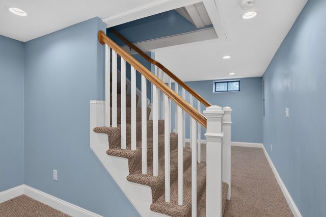15 Lowell Mason Rd, Medfield, MA 02052