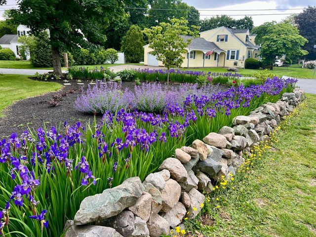 15 Lowell Mason Rd, Medfield, MA 02052