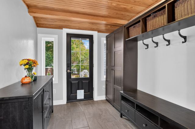 15 Lowell Mason Rd, Medfield, MA 02052