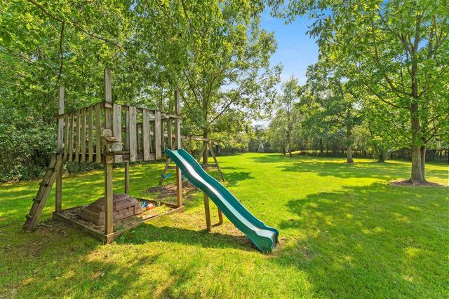 4415 FLAGSTONE COURT, De Pere, WI 54115
